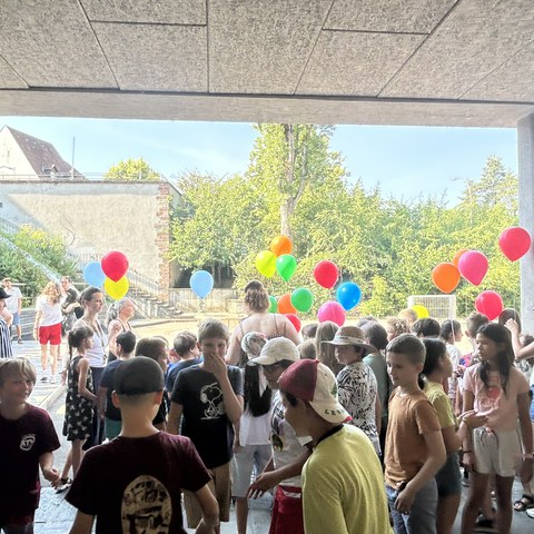 0. Vergrösserte Ansicht